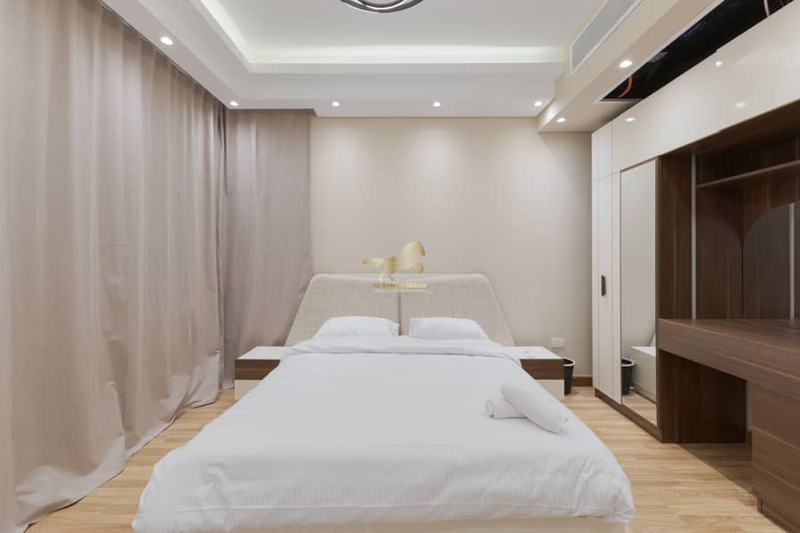 24 IMG_7930-Edit. jpg