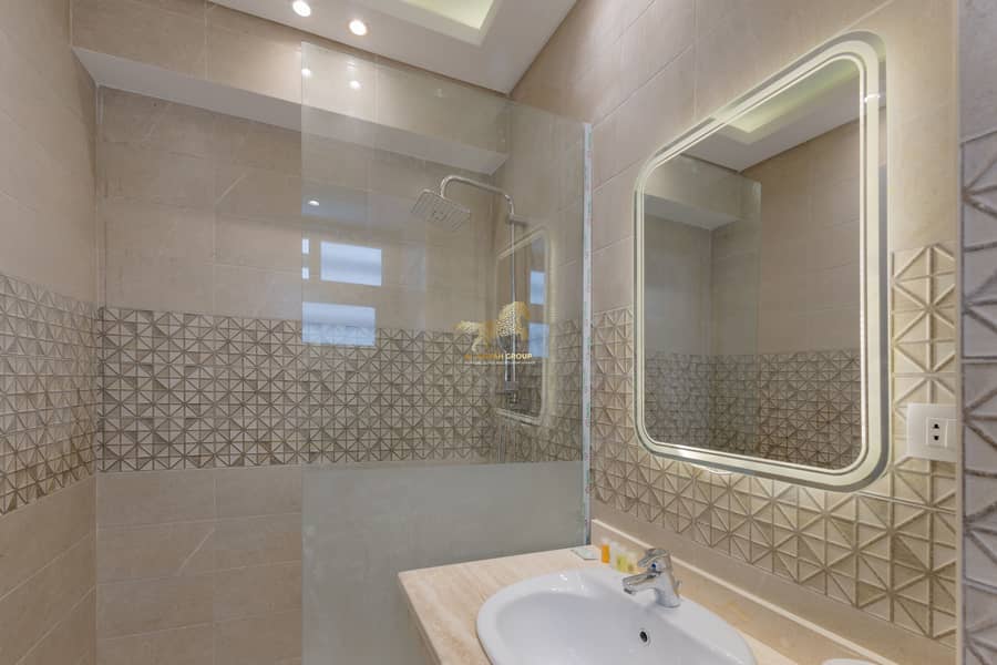 28 IMG_8007-Edit. jpg