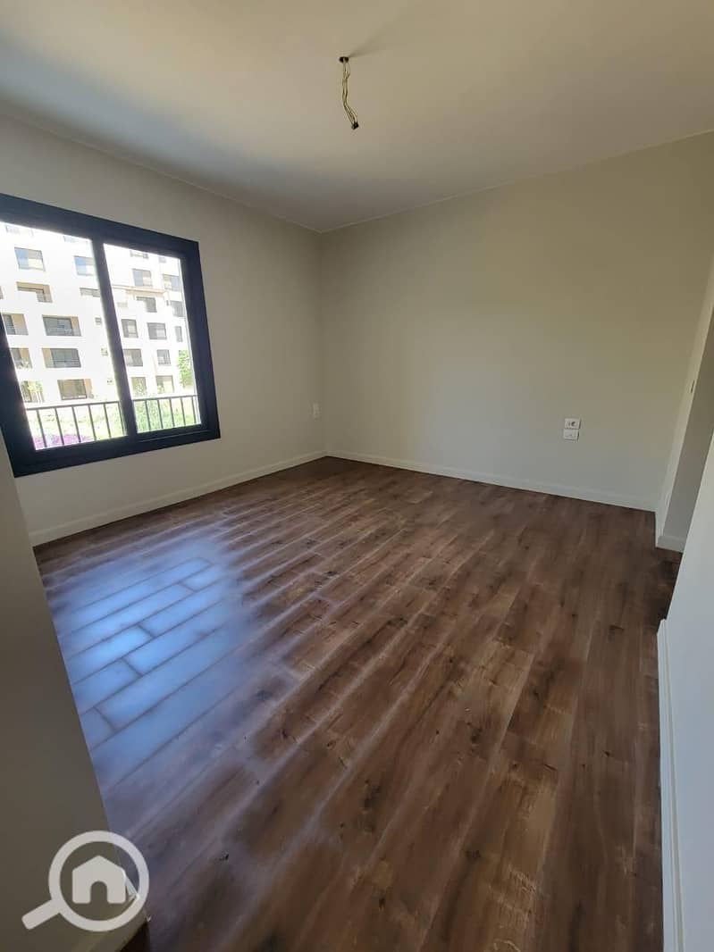 6 WhatsApp Image 2025-11-23 at 12.48. 52 PM (3). jpeg