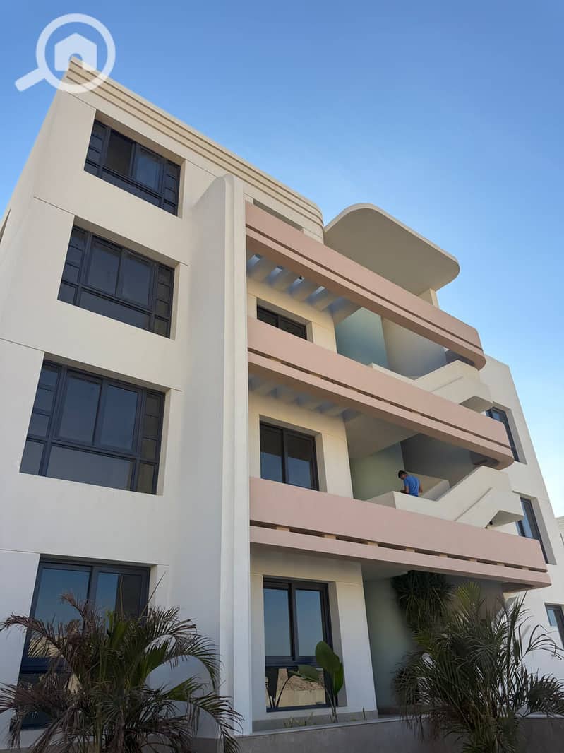 10 b9ed6cbc-d1ae-49f0-b01b-d2813e0004bf. jpg