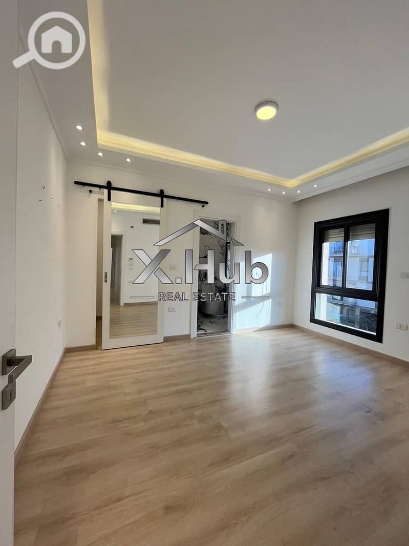 6 dbaef4c7-d63d-4d5d-ad2a-94eb2877eb38. jpg