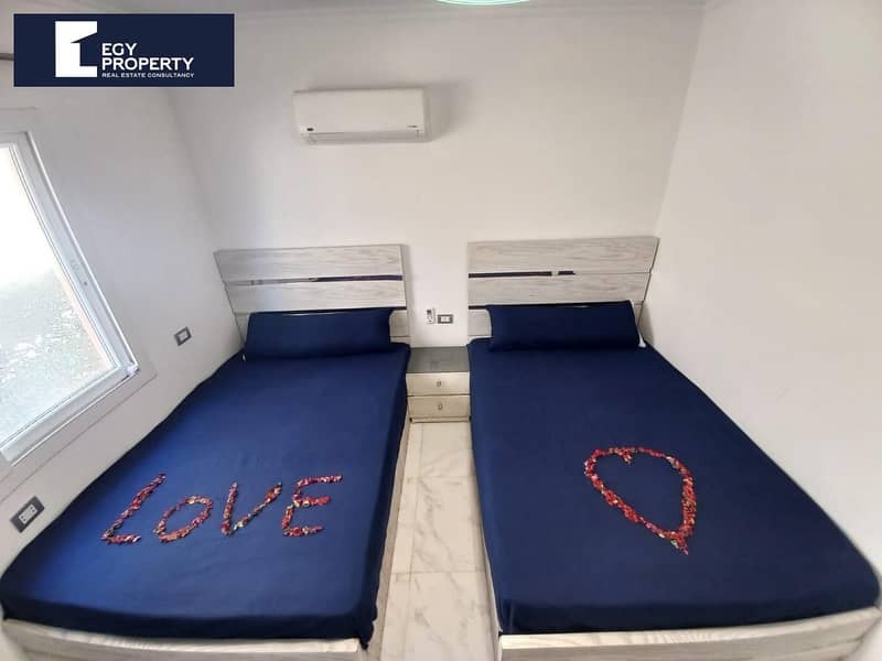 4 _files_2c7eaff0-0d6b-45a5-b37b-8767abddd186. jpg