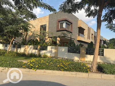 5 Bedroom Villa for Sale in New Cairo, Cairo - IMG-20251202-WA0198. jpg 5 Bedroom Villa for Sale in New Cairo, Cairo - IMG-20251202-WA0198. jpg