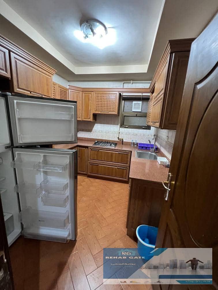 7 8e610a79-eafe-4869-930d-4a21d02716b7. jpeg