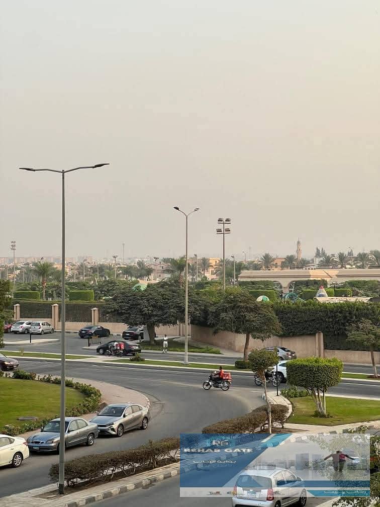 10 9f5ea610-f145-43f2-97fc-420b7326ed94. jpeg