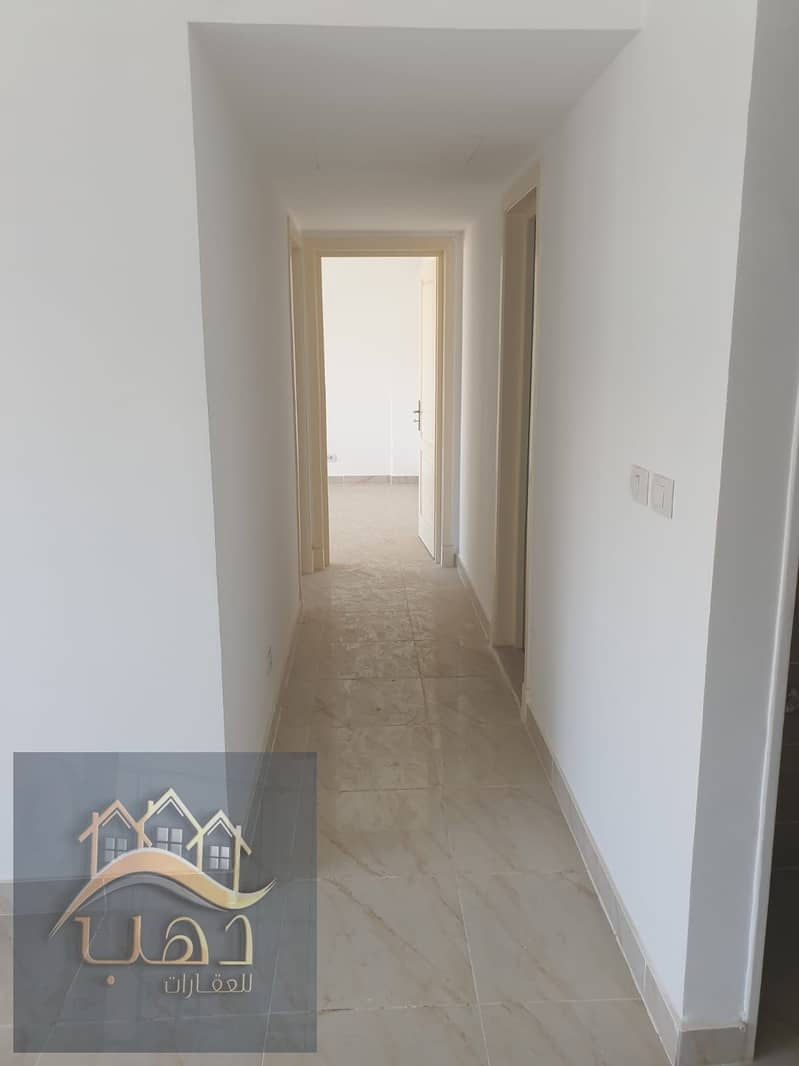 10 9a40e036-4b66-4b96-97e7-1dda338ec831. jpg