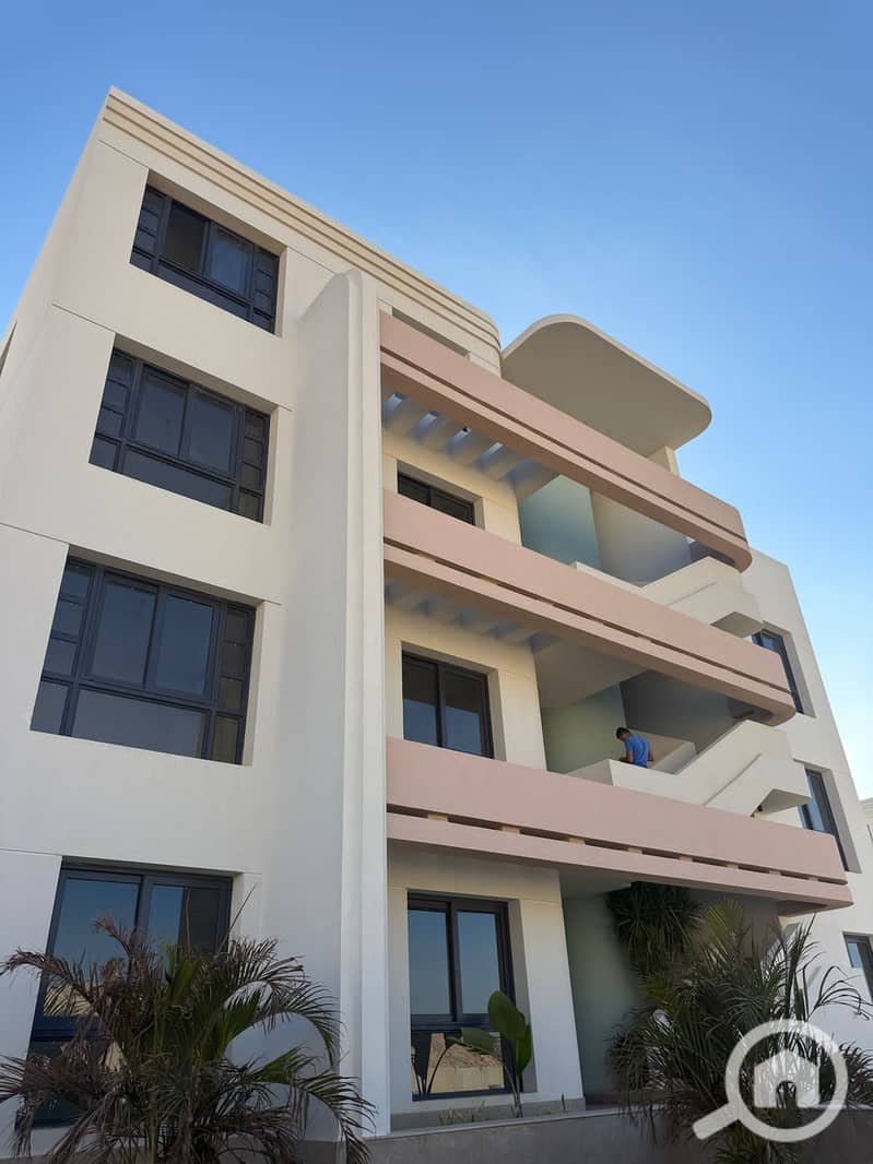 10 b9ed6cbc-d1ae-49f0-b01b-d2813e0004bf. jpg