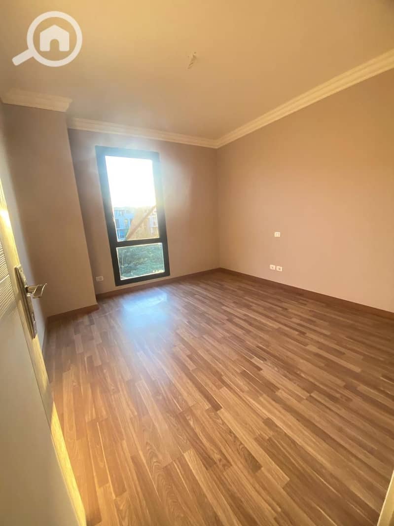 3 5cbe8d9d-6304-454d-a87f-5f146db2c16e. jpg