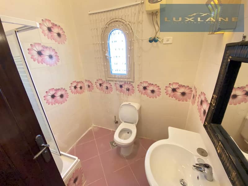 6 WhatsApp Image 2025-12-07 at 2.25. 01 PM (1). jpeg