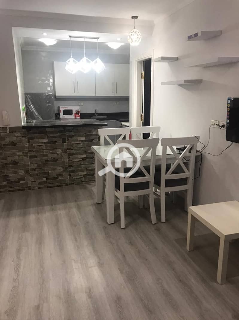 5 fda6aa82-d77d-4e4c-821c-5eb1f7c23c3c. jpeg