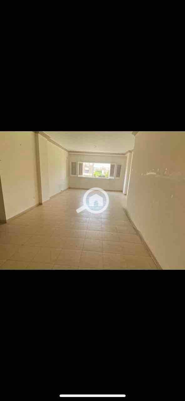 2 c196dab6-da6e-4de2-9ece-462ac7869c92. jpg