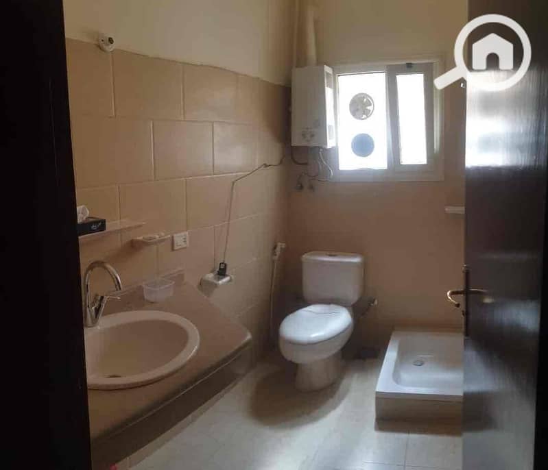 5 fbf94f9f-ab00-4411-a54d-e07b8295cfff. jpg