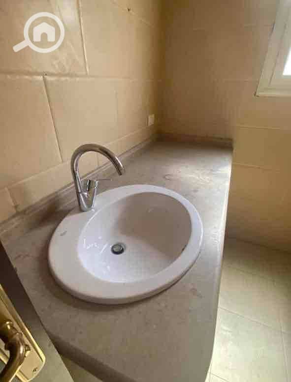 6 3999a132-4bf6-4cf6-b419-2e0f4bb33a31. jpg