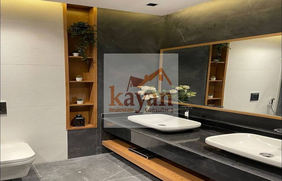 4 WhatsApp Image 2025-12-11 at 15.56. 19. jpeg