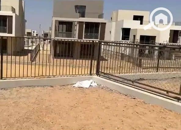 8 154083943-800x600_edit_28875914910462. jpg