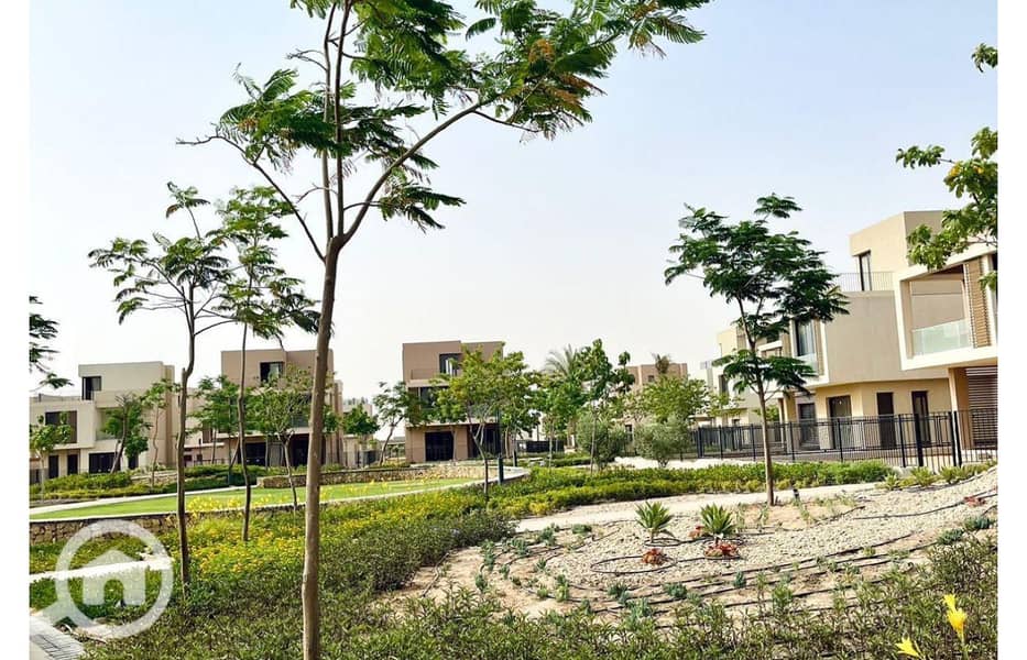 4 8065245-5b28ao. jpg