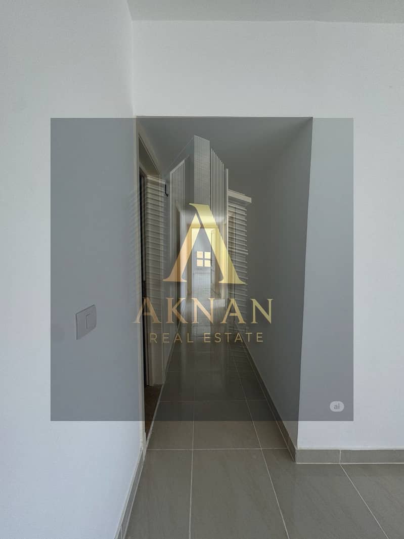 13 WhatsApp Image 2025-12-08 at 21.44. 53 (3). jpeg