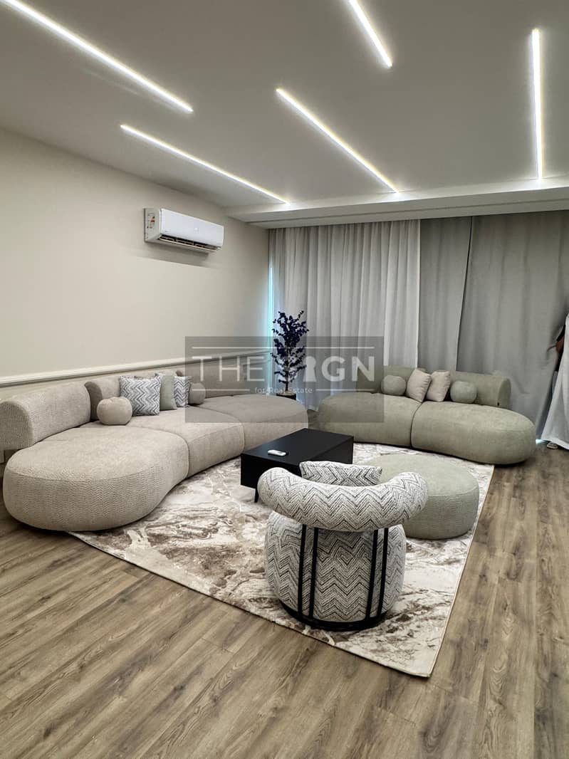 4 WhatsApp Image 2025-11-26 at 16.25. 55 (2). jpeg