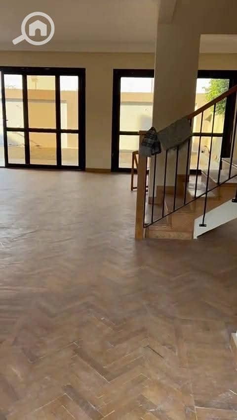 9 c950ff16-5515-486e-af49-a983b9d93b98. jpg