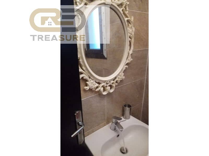 11 WhatsApp Image 2025-09-30 at 11.11. 10 AM. jpg