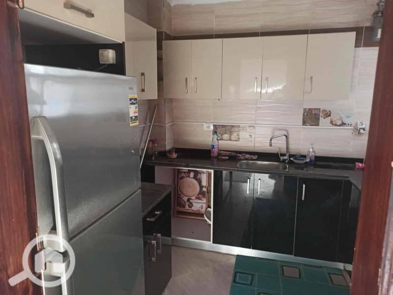 9 76077f76-debf-44fb-81c4-412a0a175fd4. jpg