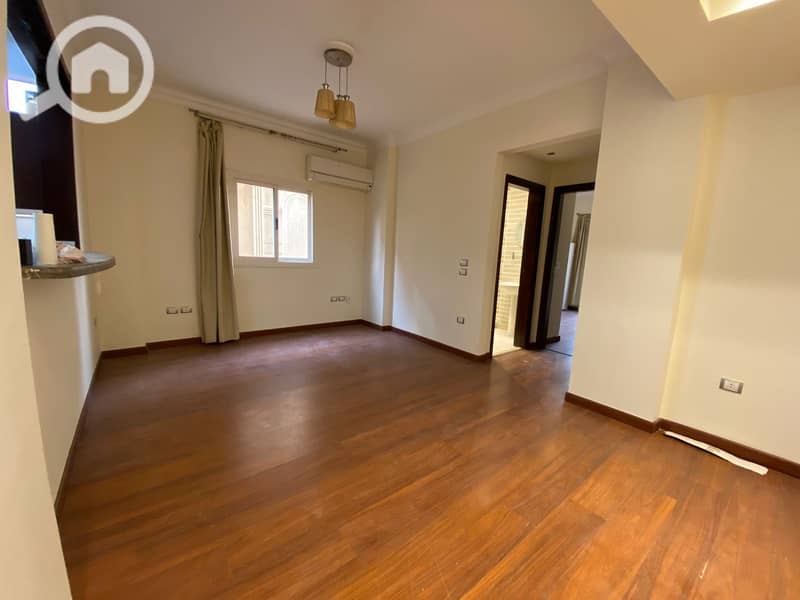 2 6c4a5d79-9e00-404f-9c05-8fa8940c433d. jpg