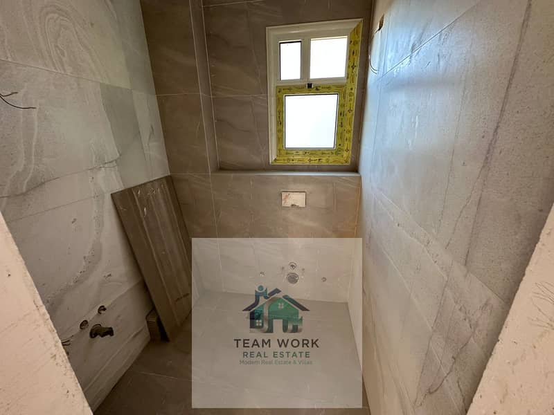 10 13fdc7f1-8789-4375-9968-ef7639379e23. jpg