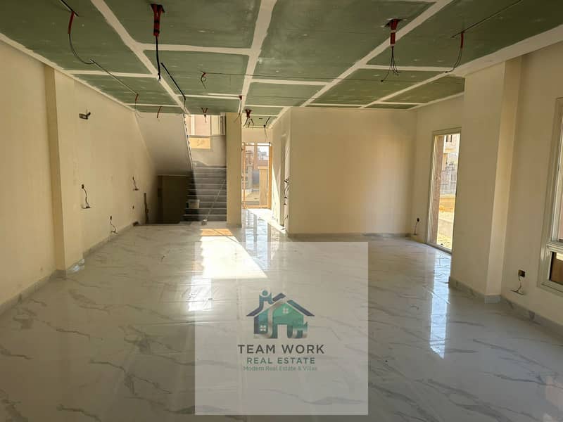 13 591e18b6-e14e-44ae-be4d-4c76ee377b90. jpg