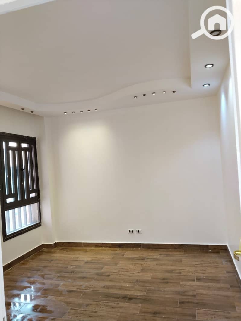 3 c748ea68-494d-42e0-8545-a3d1f29a2d15. jpeg