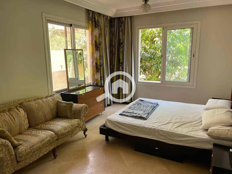 4 f7691306-7ec8-4a60-b7c2-386800f21706. jpg