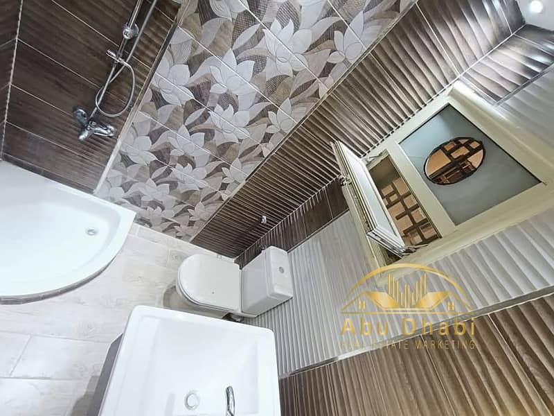 8 e680cd6e-c596-4b1a-bac8-2b0d29e80be7. jpg