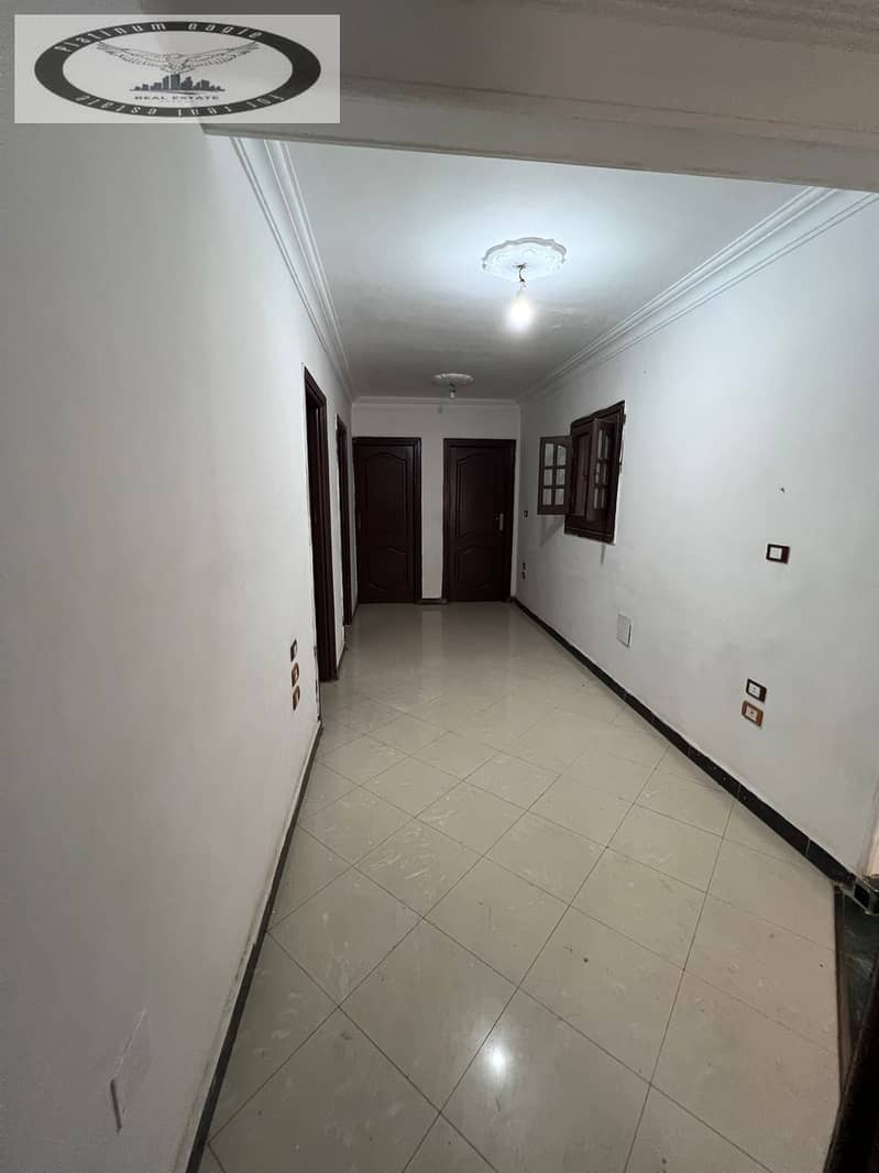 5 c4ee3805-1c94-4440-b867-6ea0ffd515b5. jpg