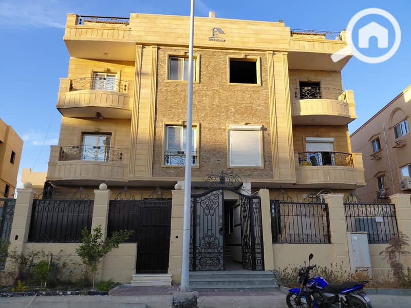 6 be18bae4-f219-460e-8a99-ae7c196fca51. jpg