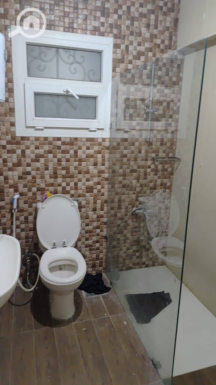 10 4574d0f0-0689-4830-bb49-8a69c5a57a08. jpeg