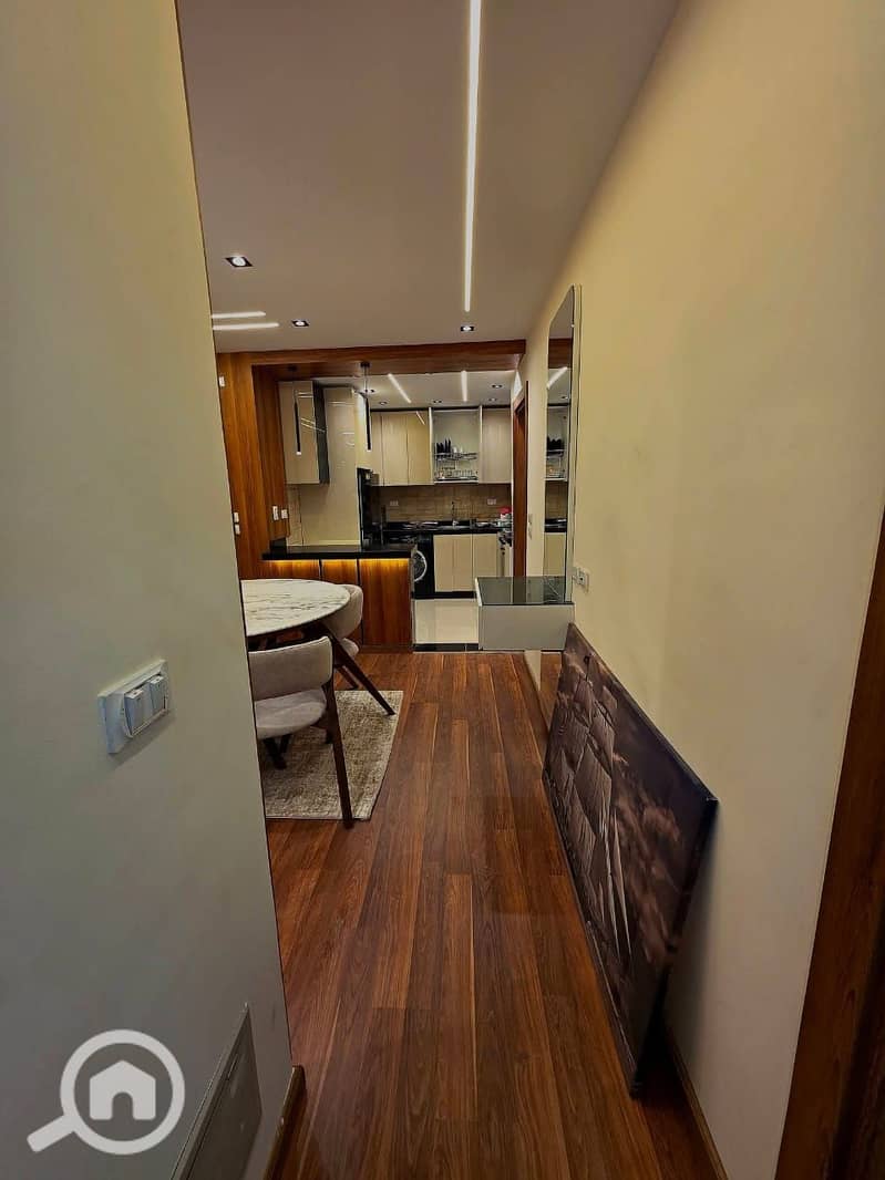 4 3f989f8a-25b7-4fc9-a531-c8f77d04947c. jpg