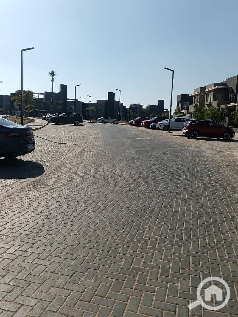 8 WhatsApp Image 2025-12-11 at 16.23. 30 (1). jpeg