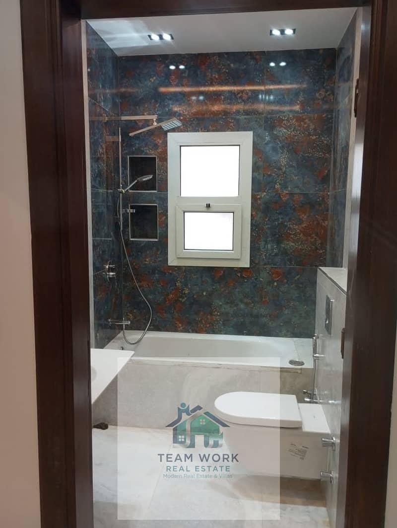 2 0e8275e3-6812-412c-915c-de4de183e1d7. jpg