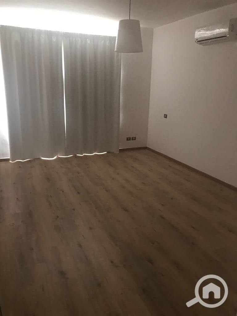 3 36acf1d4-b915-47d4-83eb-1cbf62314a68. jpg