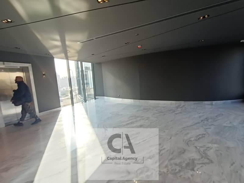 5 bb176f9c-78f2-4bd6-bccb-019baecaf981. jpg