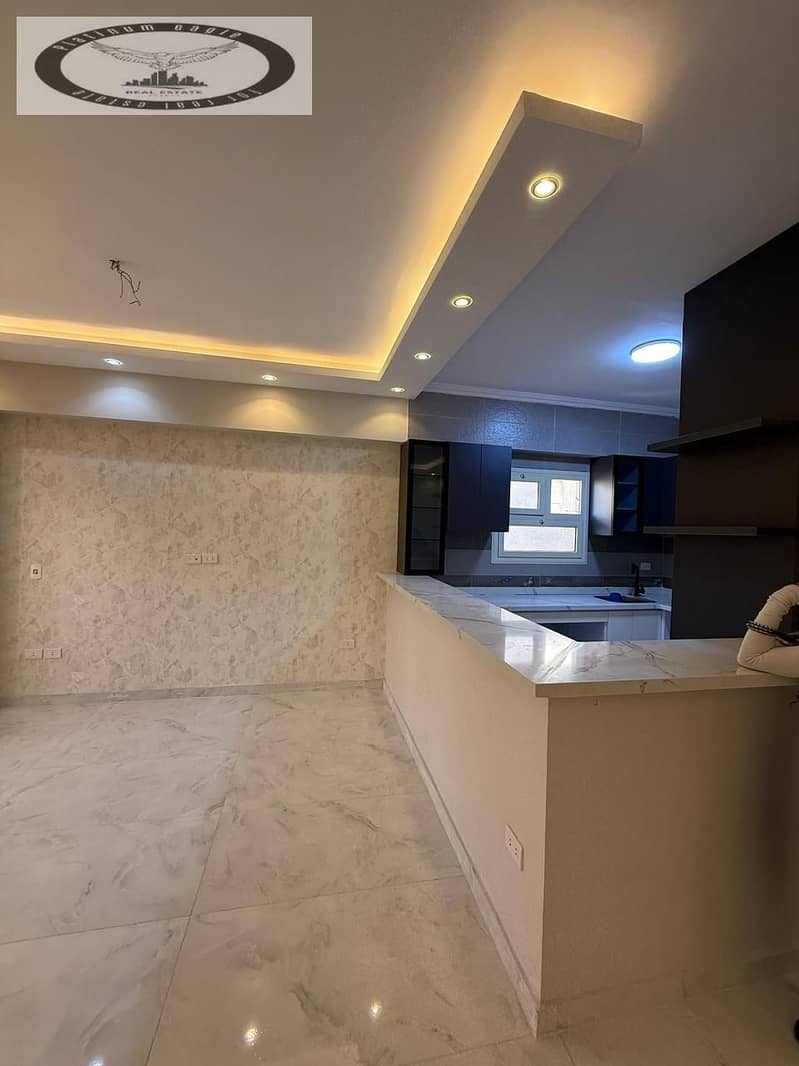 4 94d0c452-e94d-4966-a850-1b764bc68986. jpg