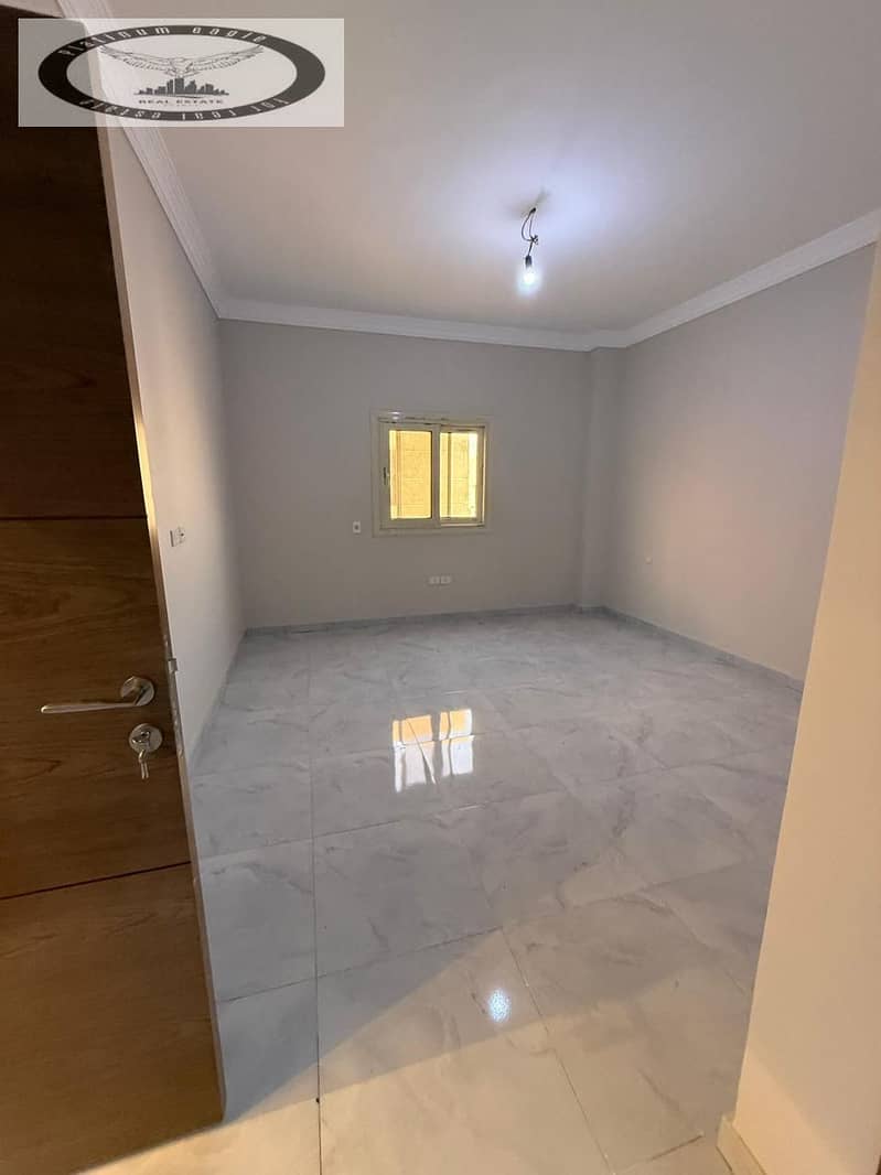 6 408e56fd-8795-4bf8-b162-72b45888a7a5. jpg