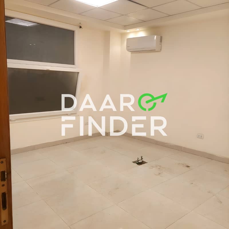 3 f15f7ece-50ea-4eb0-b393-17b0a6e2111e. jpg