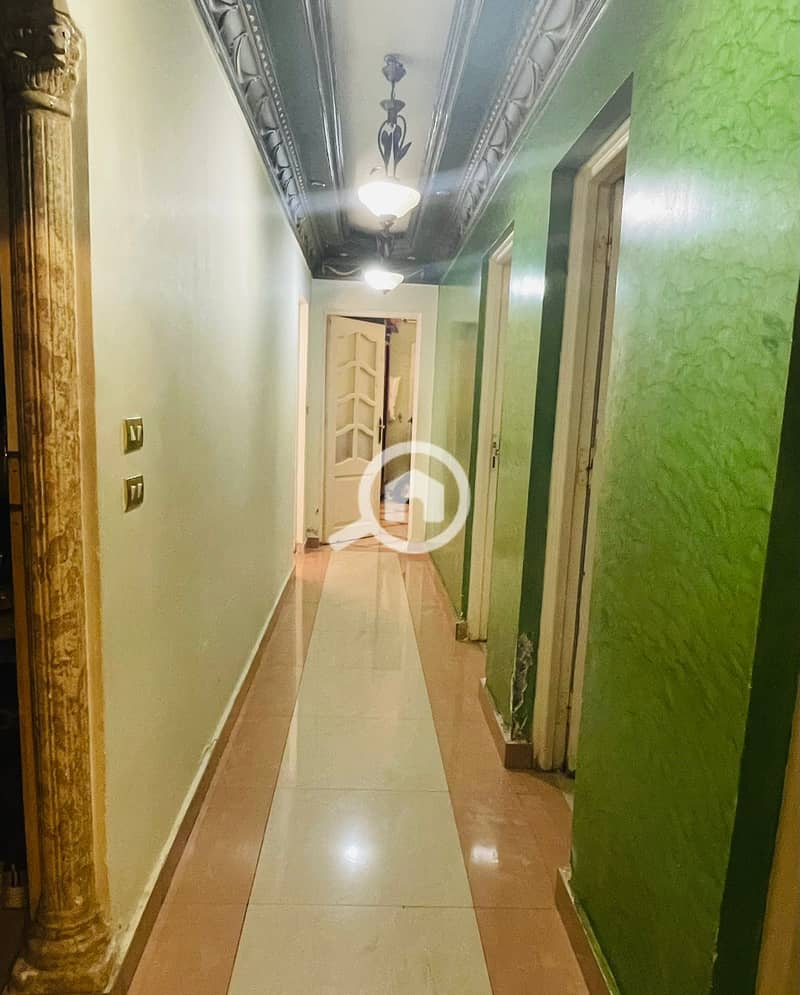 10 ef895da8-0420-4ad4-96da-20b1beaa6d69. jpeg