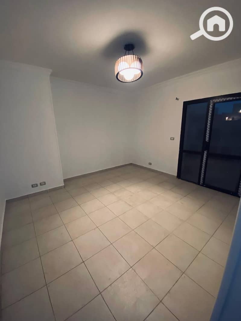 5 04f7fb4f-33e2-4444-a348-6963fa83e76c. jpeg