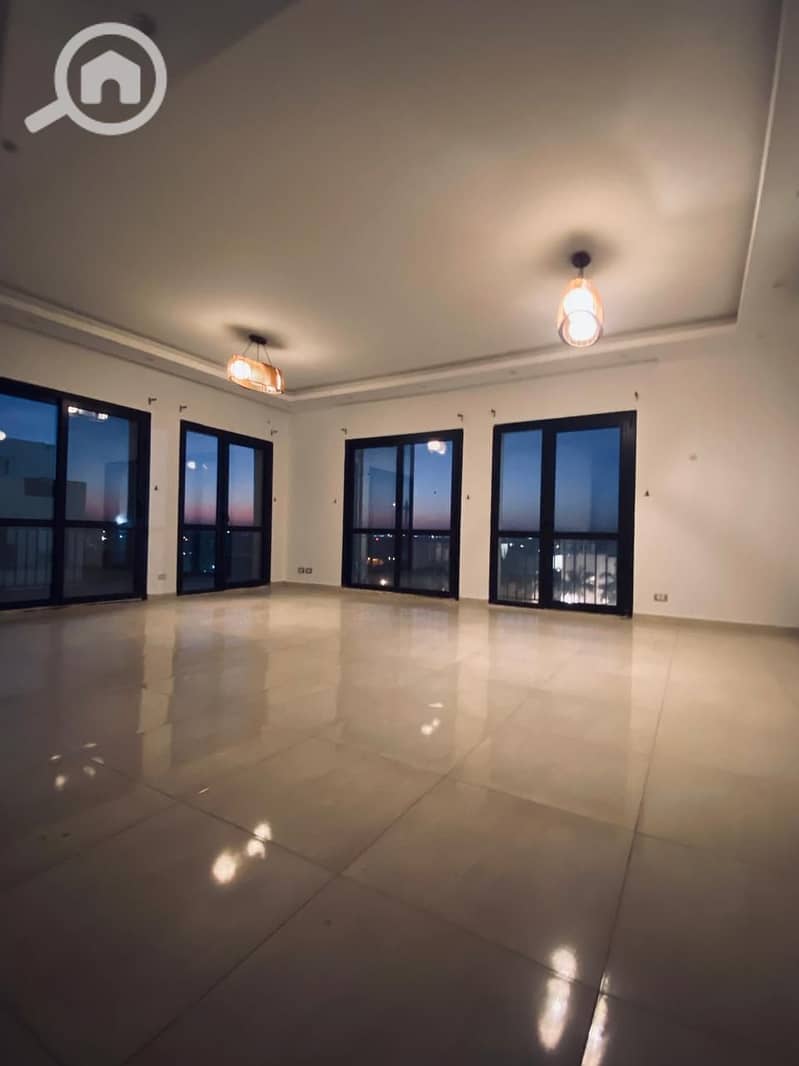 6 d12cda1d-b639-4ed8-a36a-bd16c66c373c. jpeg