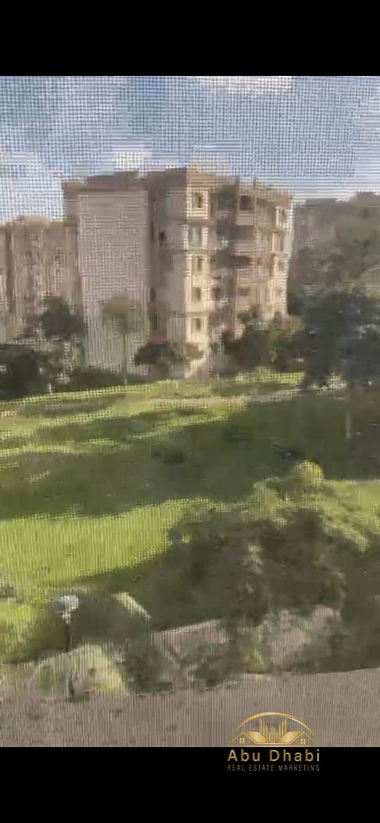 5 fbcc023c-6bd2-4d0c-9d3f-e4c1978edaf3. jpg