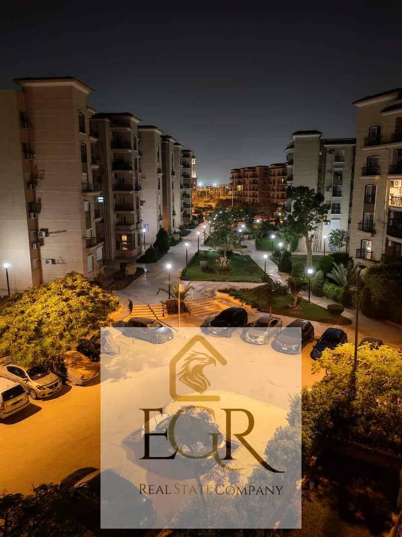 8 d63e63fa-2aa5-44ab-bcc3-74ca467cd4c4. jpg