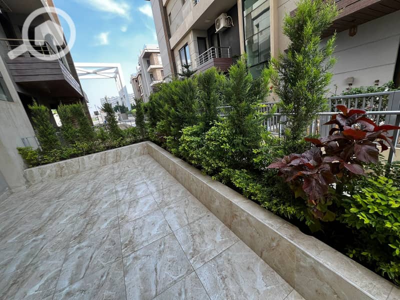 3 WhatsApp Image 2025-12-11 at 16.14. 39 (1). jpeg