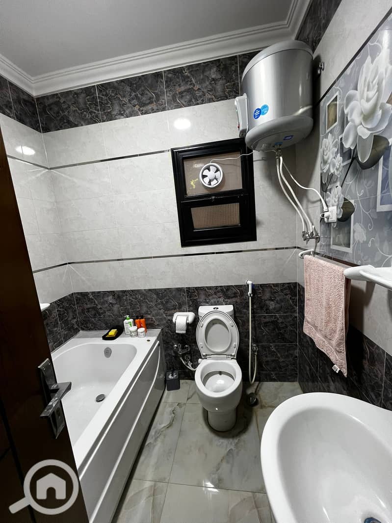 24 WhatsApp Image 2025-12-11 at 16.14. 36 (3). jpeg