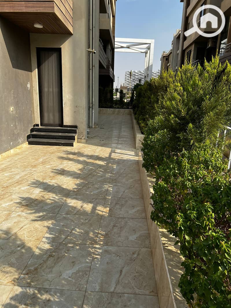 27 WhatsApp Image 2025-12-11 at 16.14. 36. jpeg